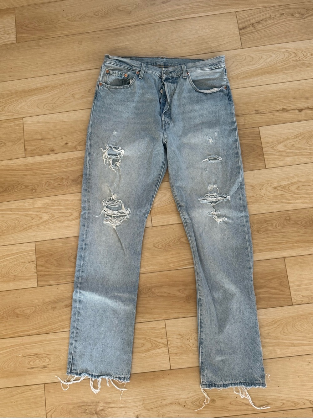 Levi’s straight leg jeans